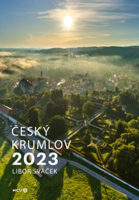Český Krumlov / nástěnný kalendář 2023 na výšku  (8595115204662)